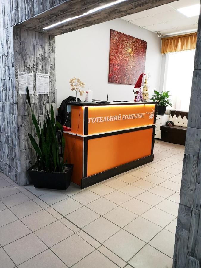Orange Hotel Leopoli Esterno foto